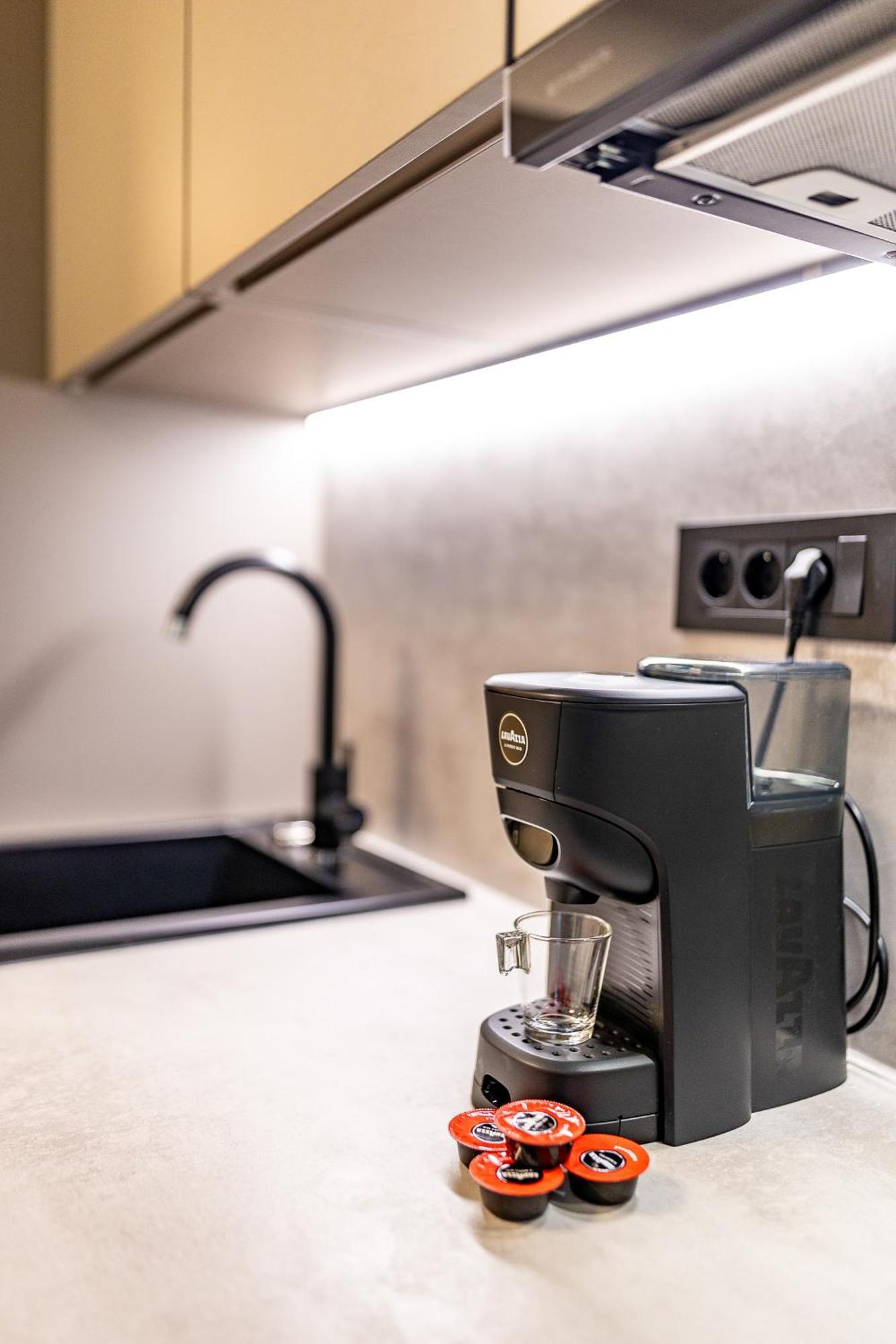 Isolana Apartment イゾラ エクステリア 写真